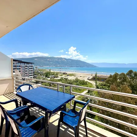 Comfortable Beachfront Apartment Vlore