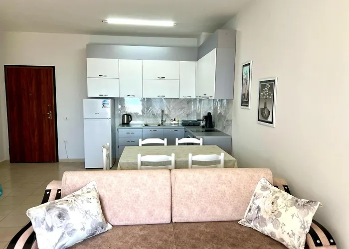 Comfortable Beachfront *