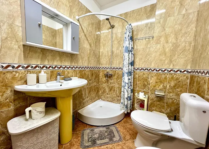 Comfortable Beachfront Vlorë